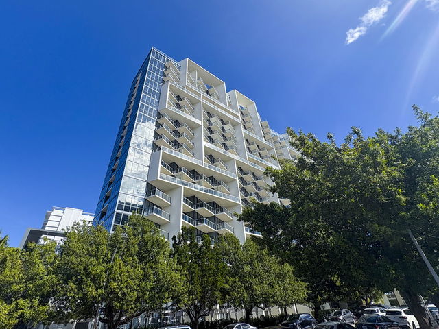 The W South Beach  photo 3